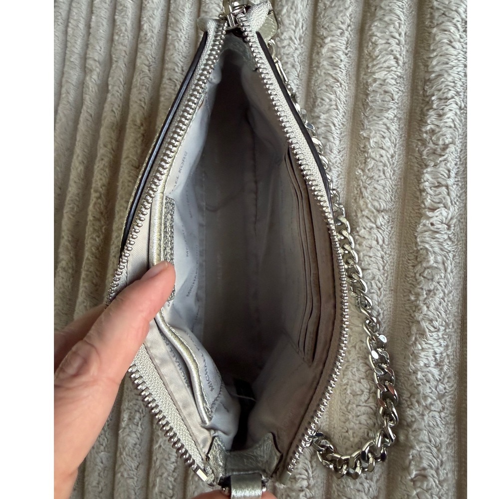 Michael Kors Metallic Silver Pebbled Leather Chain Pochette Bag 32F7MFDW6M - Picture 5 of 13